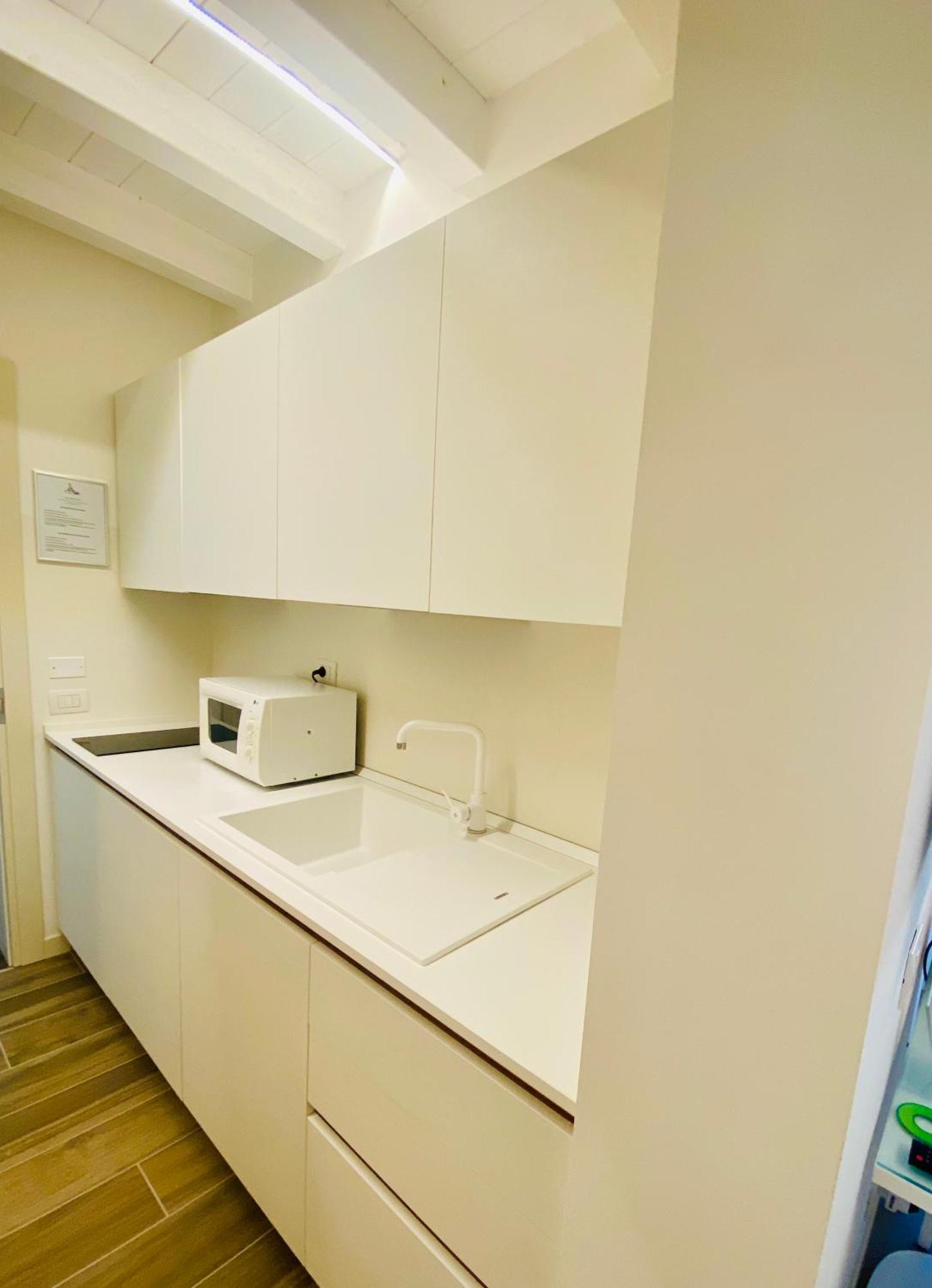 Star Soave Rooms - Locazione Turistica Buitenkant foto